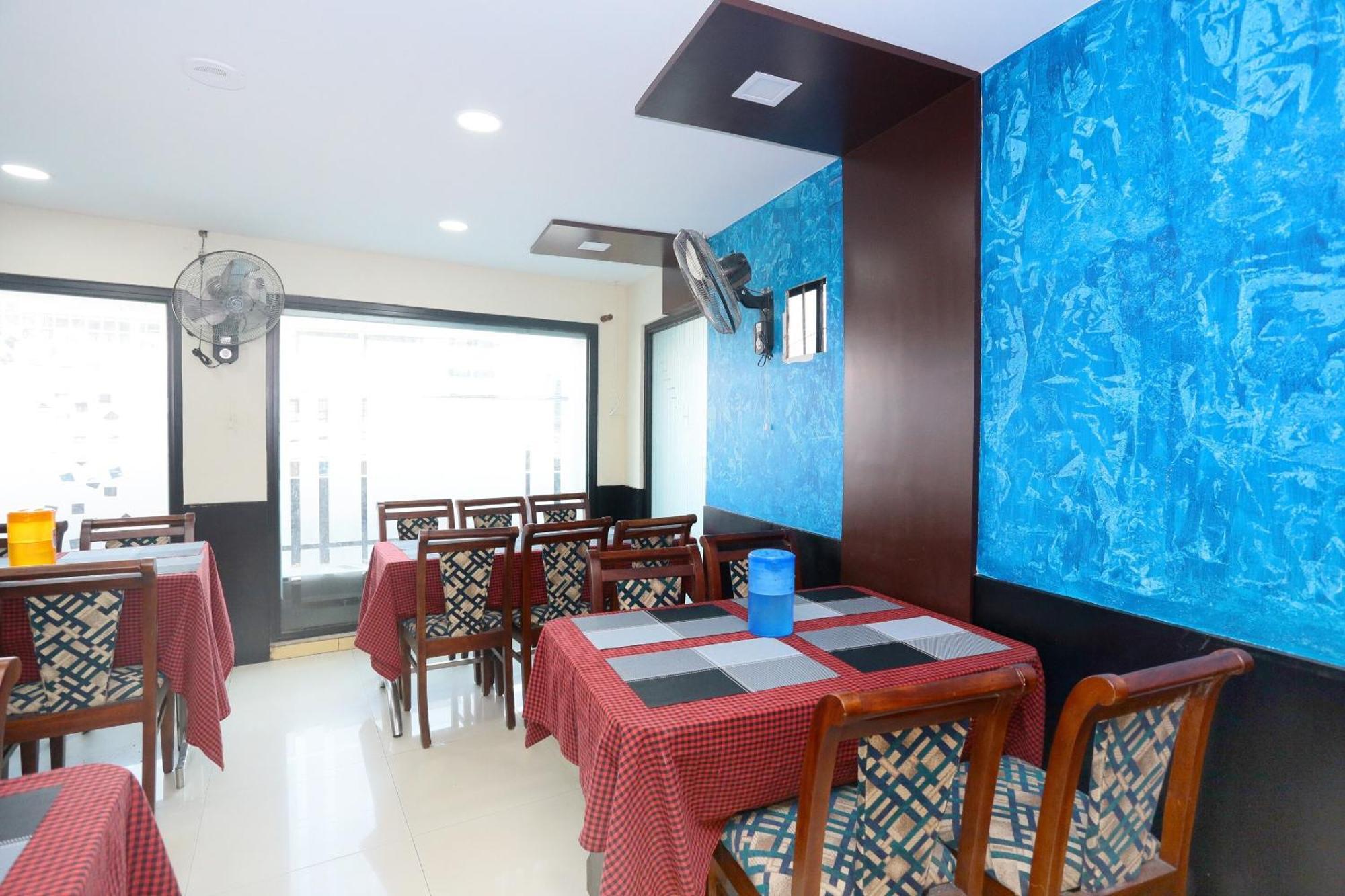 Hotel O Malabar Plaza Kochi 外观 照片
