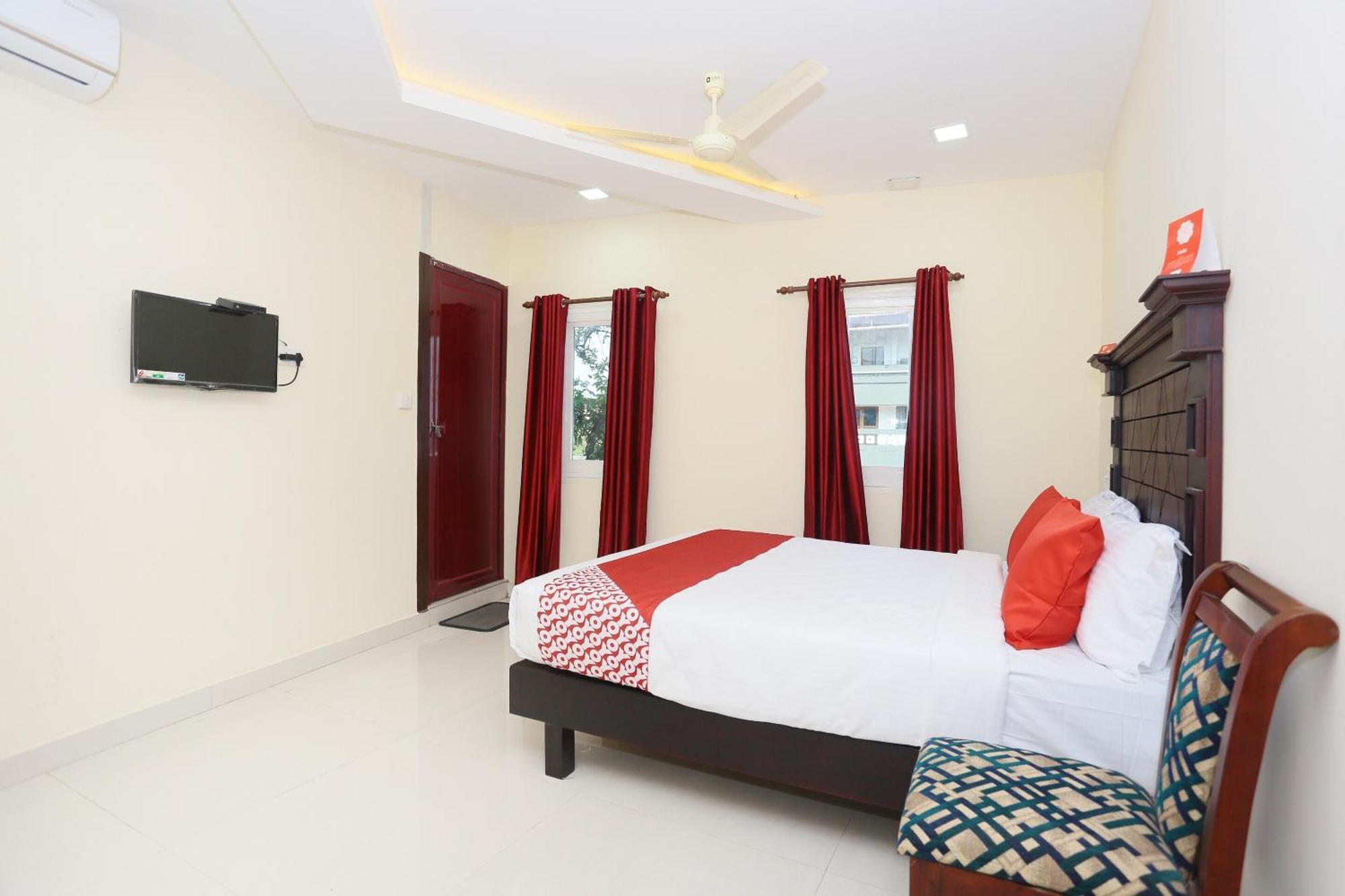Hotel O Malabar Plaza Kochi 外观 照片