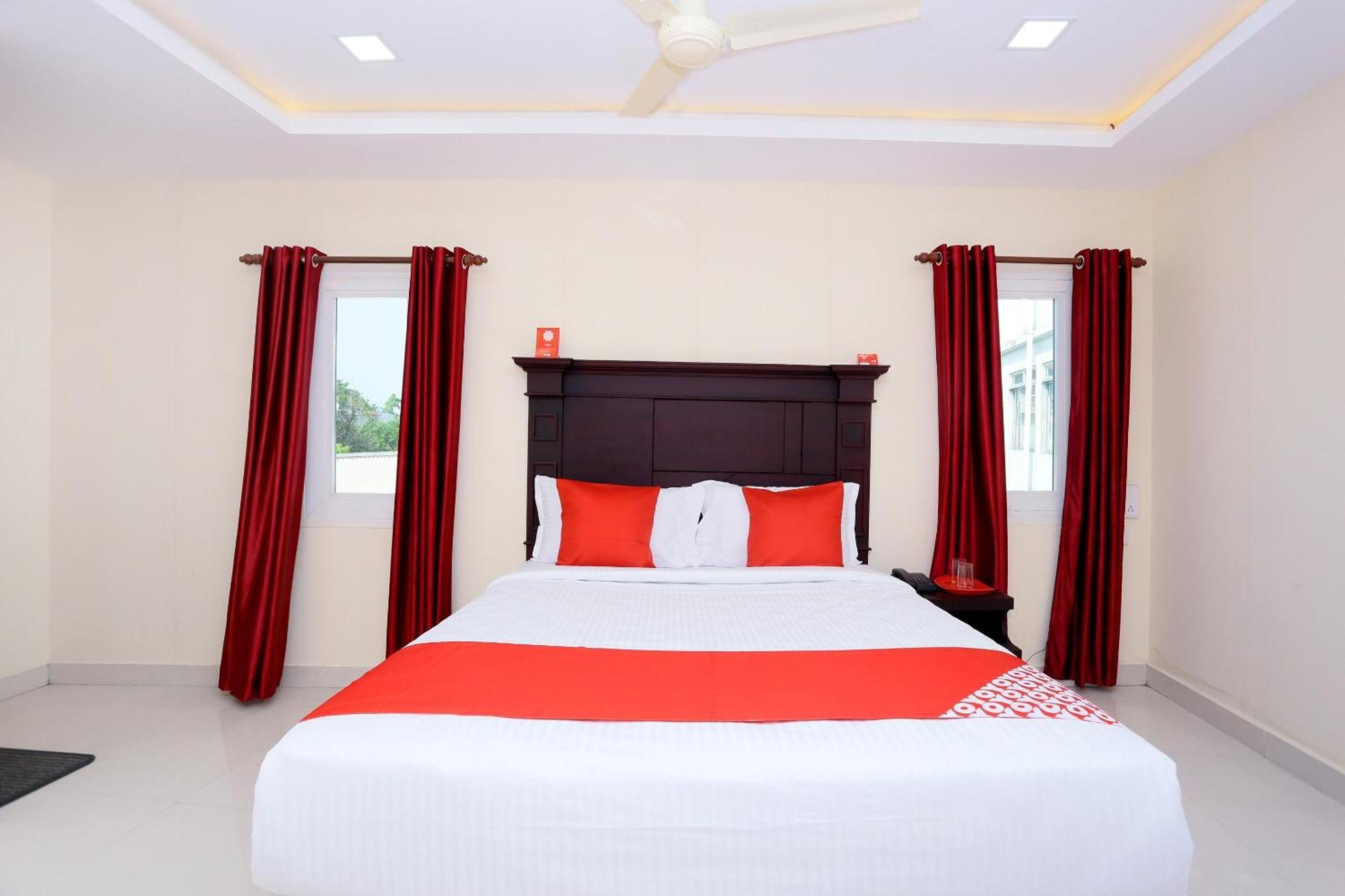 Hotel O Malabar Plaza Kochi 外观 照片